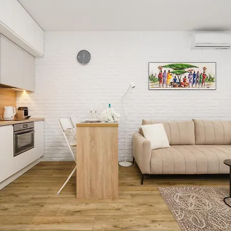 Urban - Mennica - Great Location&3